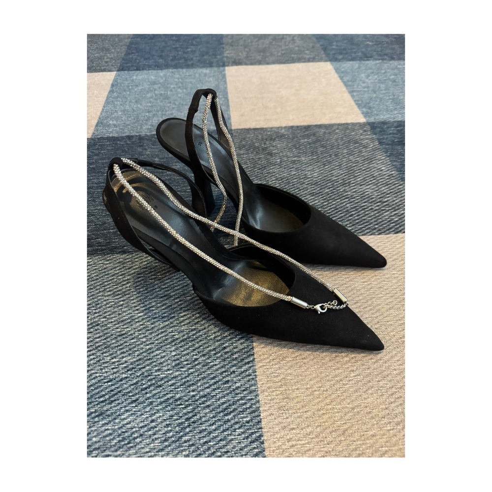 H&M Black Suede Pump w. Rhinestone Ankle Chain Size 8